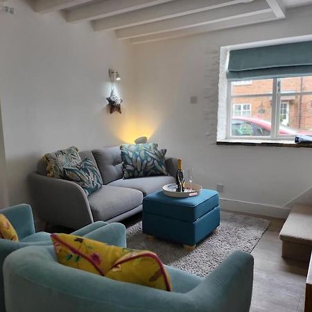Host & Stay - Clara Cottage Bretforton Екстериор снимка