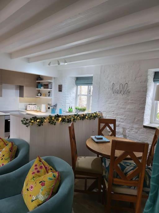 Host & Stay - Clara Cottage Bretforton Екстериор снимка