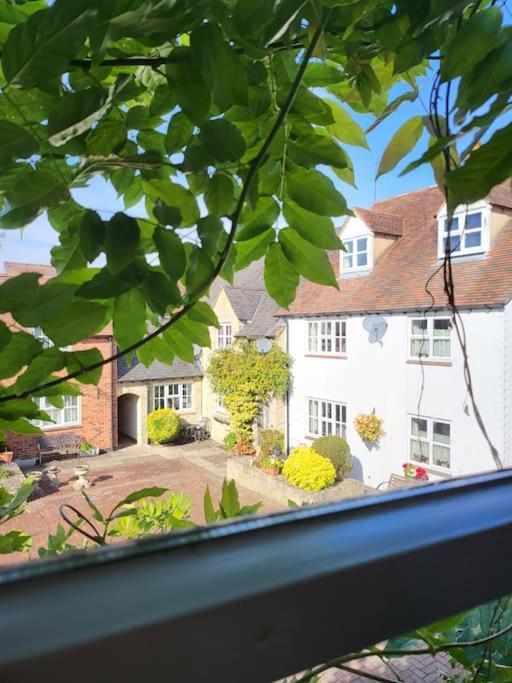 Host & Stay - Clara Cottage Bretforton Екстериор снимка