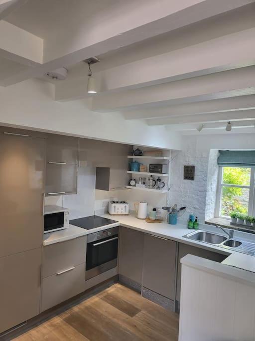 Host & Stay - Clara Cottage Bretforton Екстериор снимка